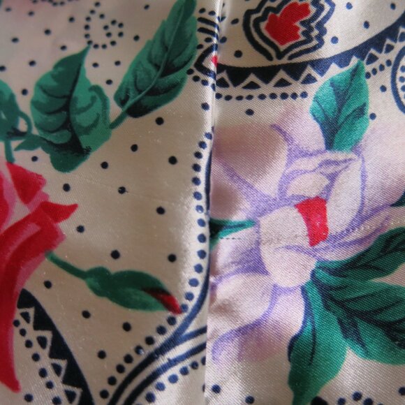 Vintage Delicates Women's Floral Lace Satin Robe With Belt One Size Fits All - Picture 12 of 12